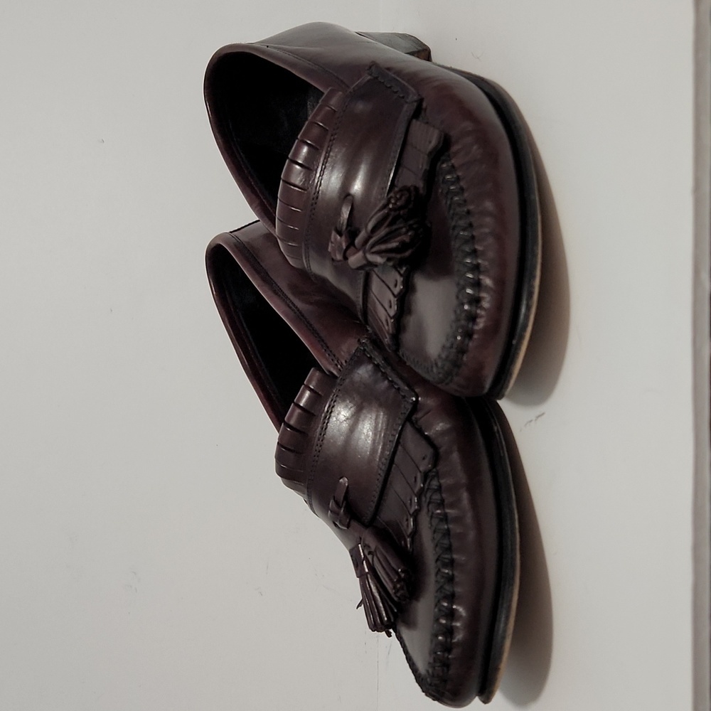 Dress shoes slip on